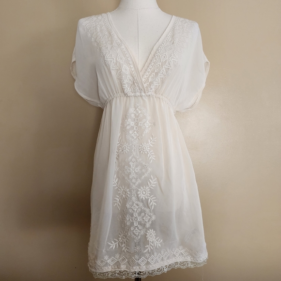 🆕️ Ivory Sheer Floral Tunic Top, Women's Small [NWT!] - Picture 6 of 11